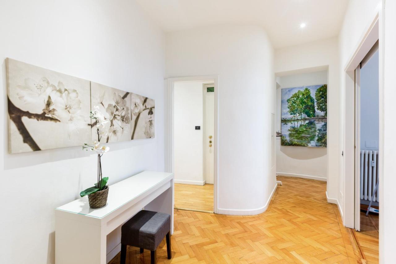 Spacious And Brilliant Apartment In Duomo By Easylife Milán Exterior foto
